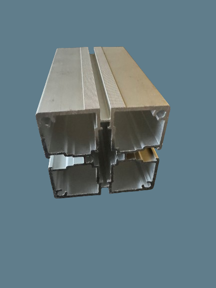 Binario di montaggio SISO 80x80, 4K con dado scorrevole, anodizzato argento, 5,20 m